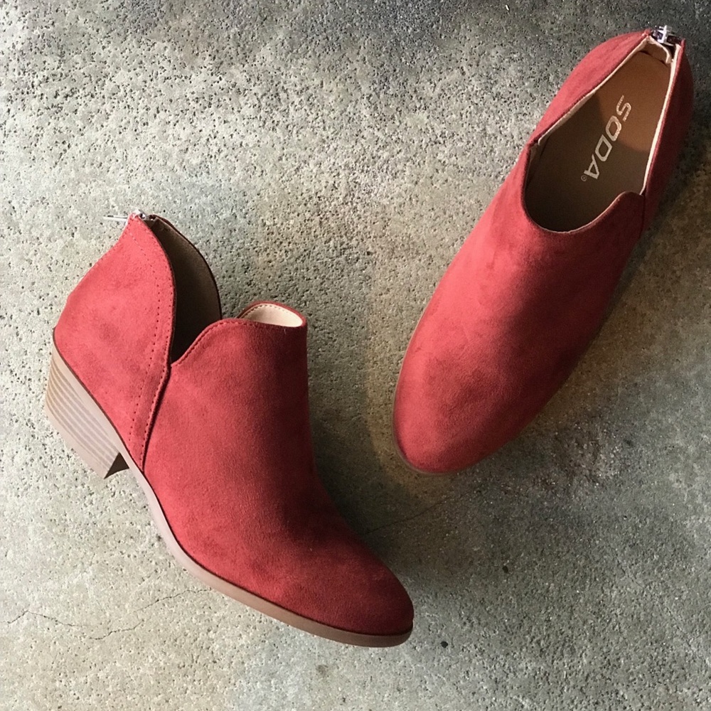 2 Left! Soda Mafic Rust Brown Lo Heel Ankle Bootie - Picture 2 of 5